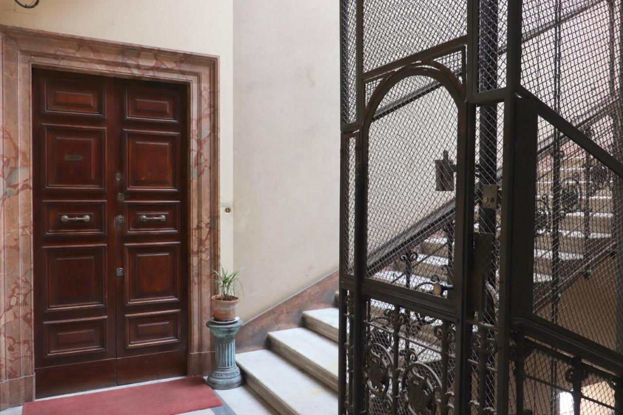 Trevi Grand Blu Suite B&B Rome Buitenkant foto